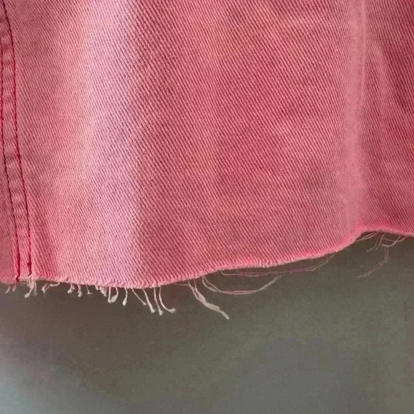 NWT URBAN OUTFITTERS BDG Carissa Cropped Denim Trucker Jacket ~ Hot/Neon Pink~M - Picture 6 of 8